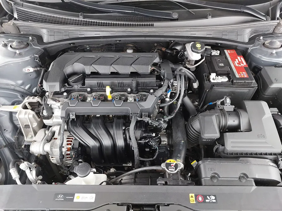 2023 Hyundai Elantra Smart 