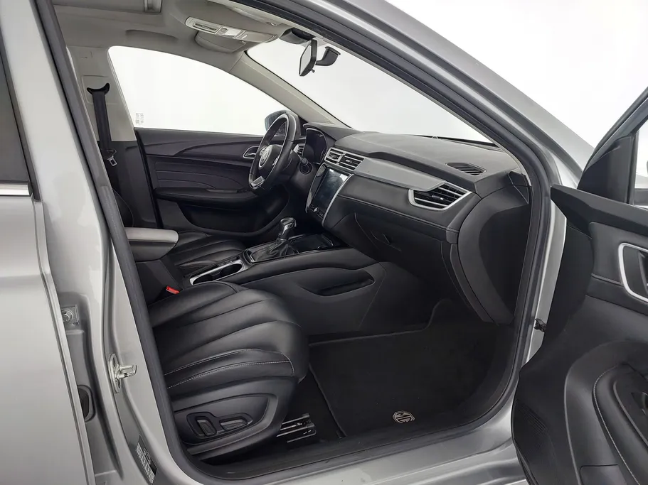 2022 MG 5 LUX 
