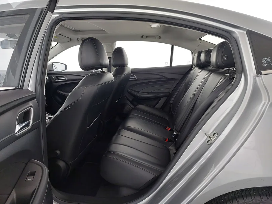 2022 MG 5 LUX 