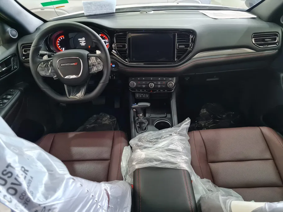 دودج دورانجو GT 2025 