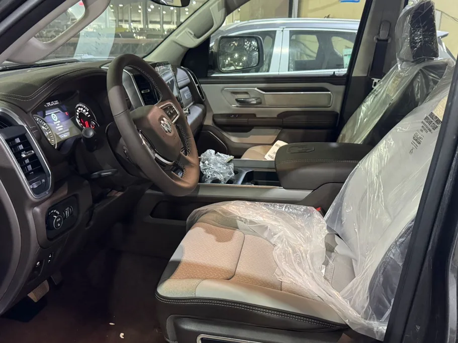 2025 Dodge Ram LARAMIE 