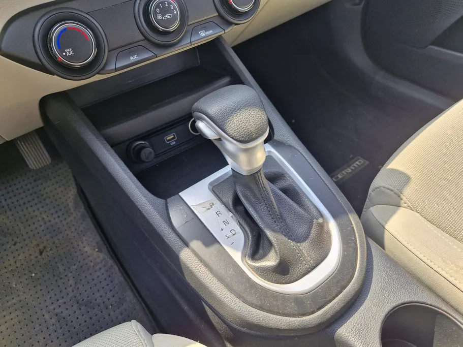 2023 Kia Cerato L 