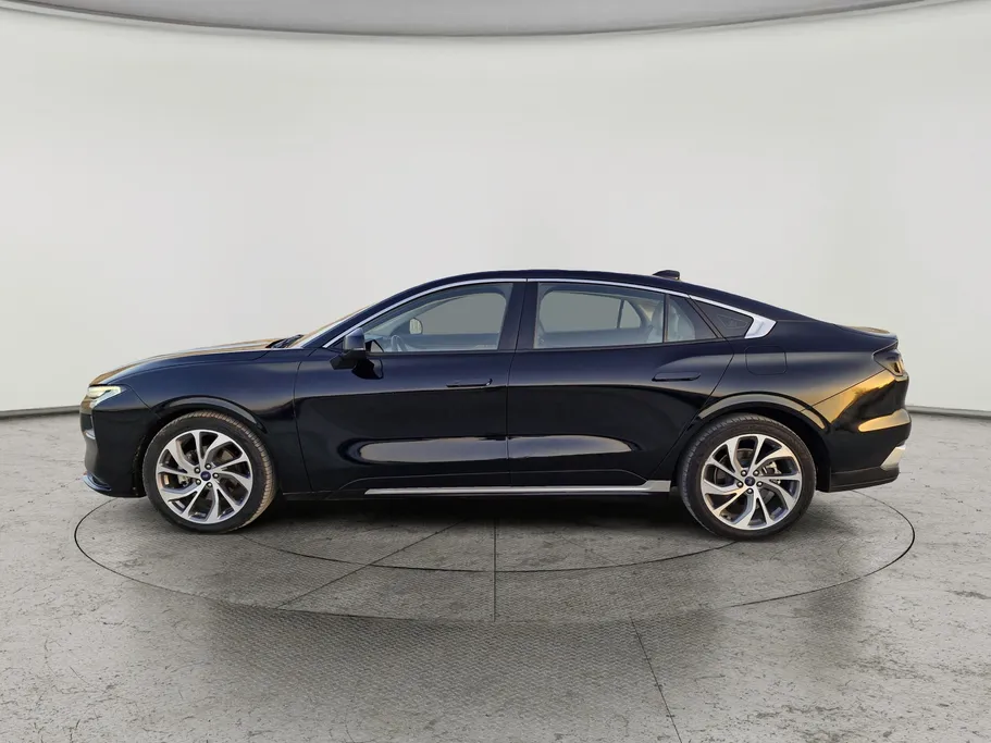 2023 Ford Taurus Titanium New Shape 