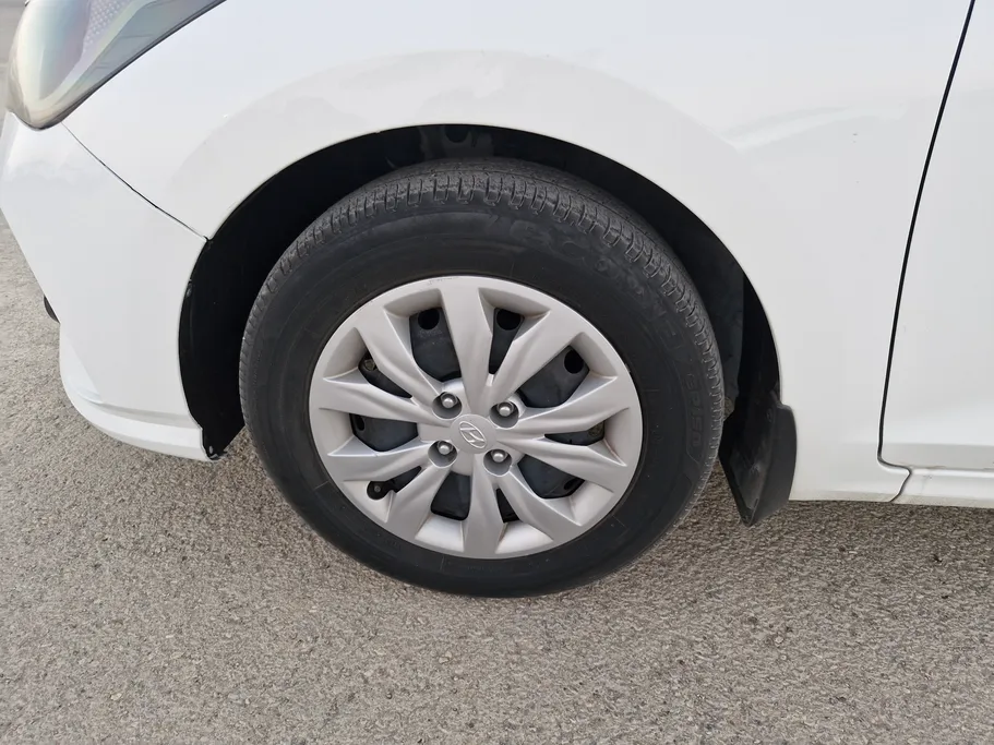 2023 Hyundai Accent Smart 