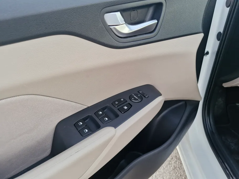 2023 Hyundai Accent Smart 