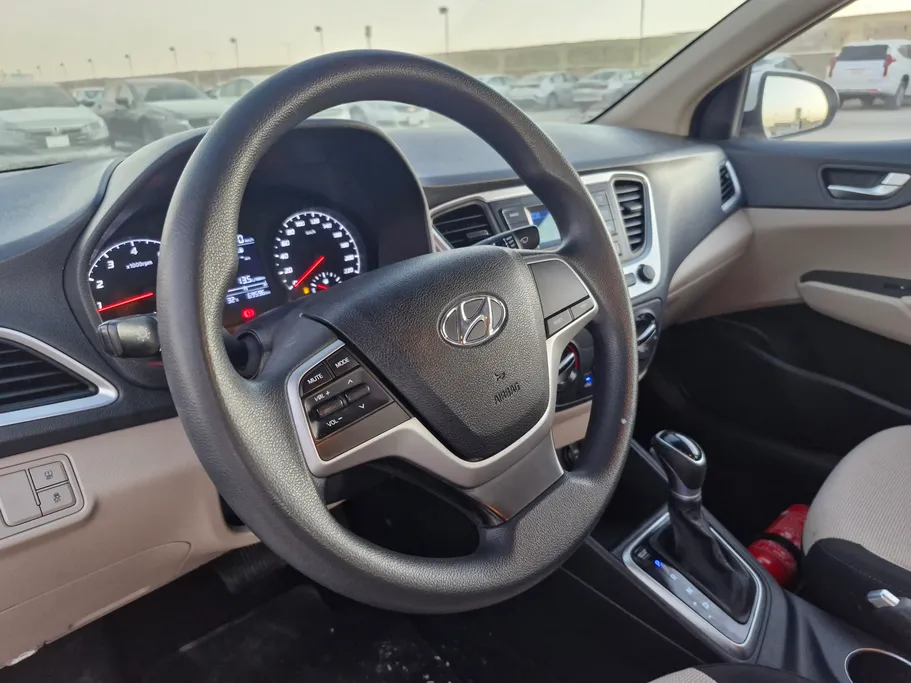 2023 Hyundai Accent Smart 