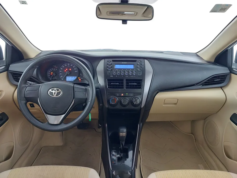 2021 Toyota Yaris  Y 