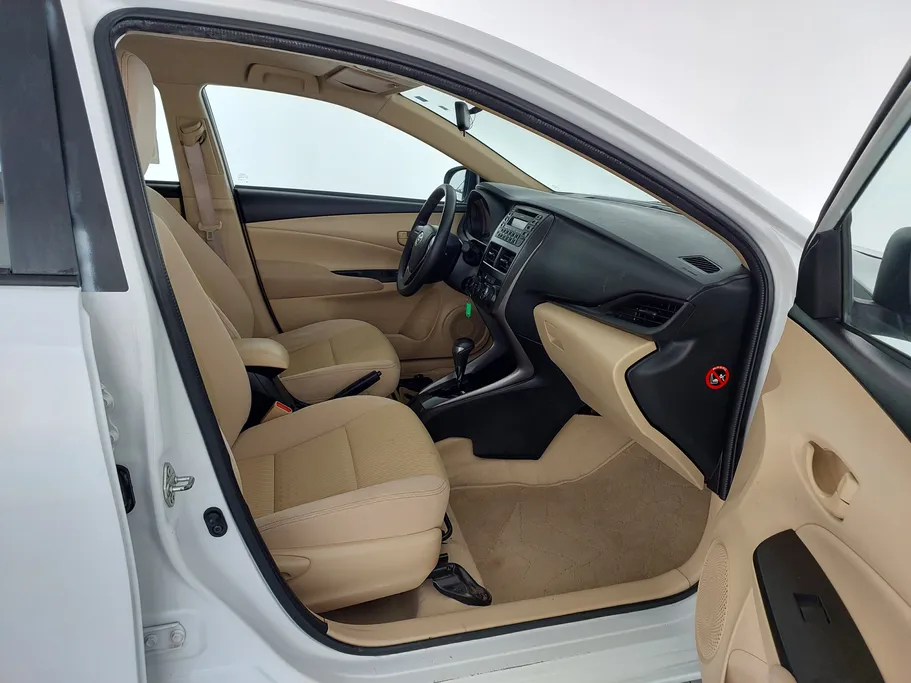 2021 Toyota Yaris  Y 