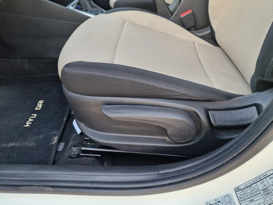 2023 Hyundai Accent Smart 