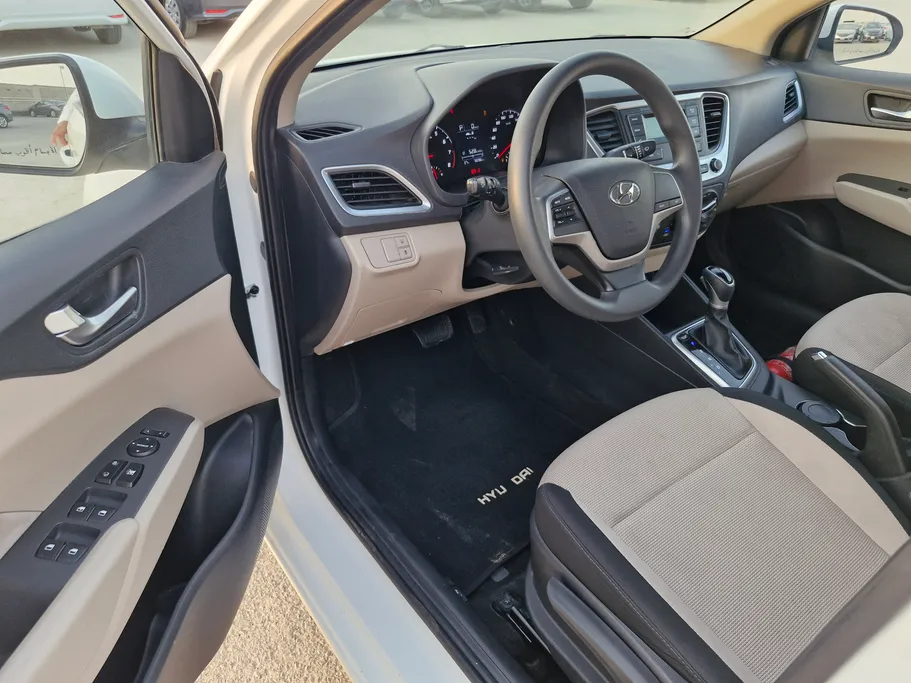 2023 Hyundai Accent Smart 