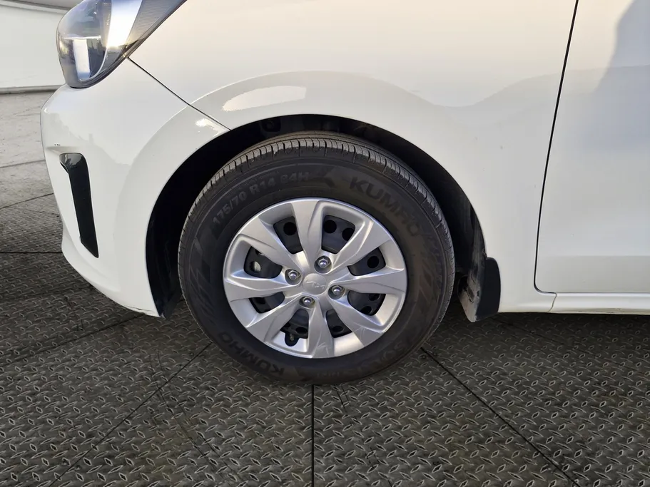 2023 Kia Pegas LX 