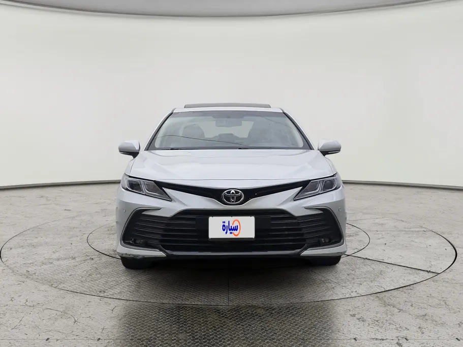 2024 Toyota Camry  GLE 