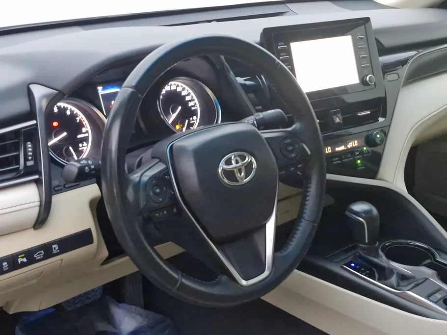 2024 Toyota Camry  GLE 