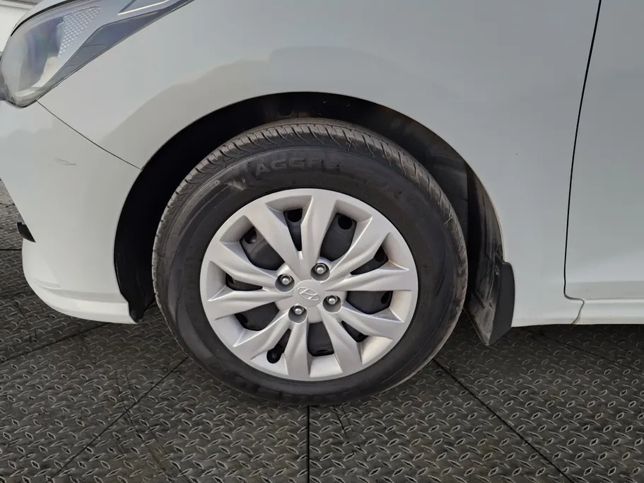 2023 Hyundai Accent Smart 