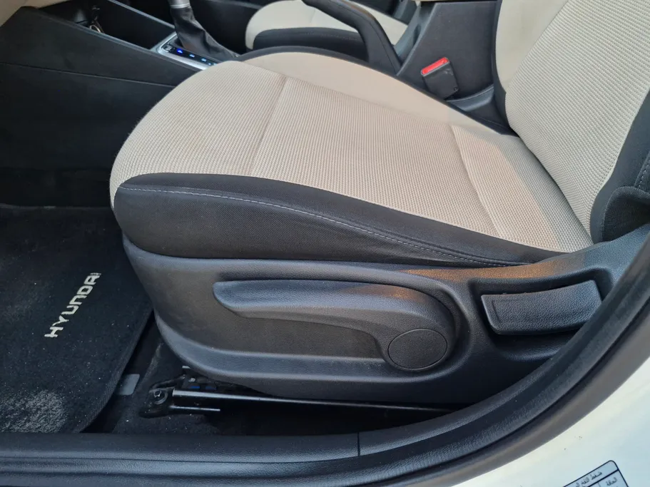 2023 Hyundai Accent Smart 