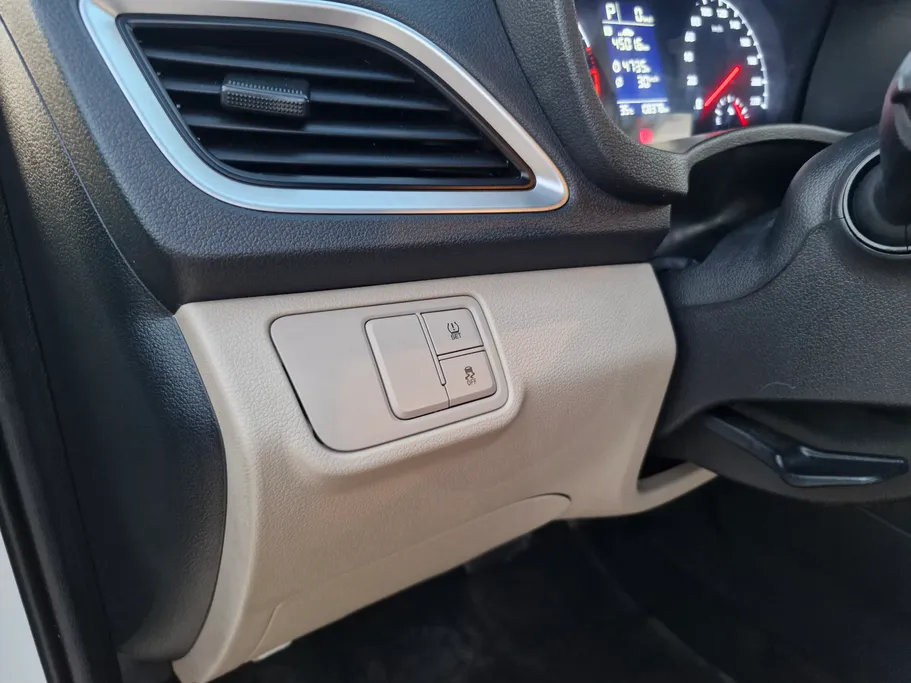 2023 Hyundai Accent Smart 
