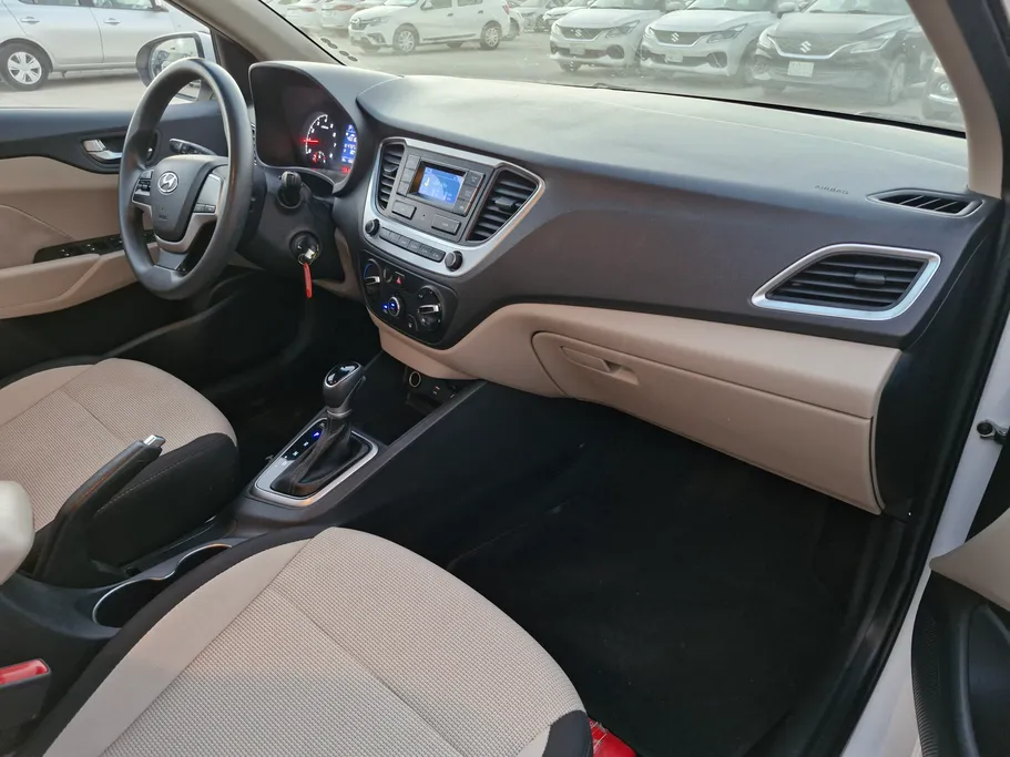 2023 Hyundai Accent Smart 