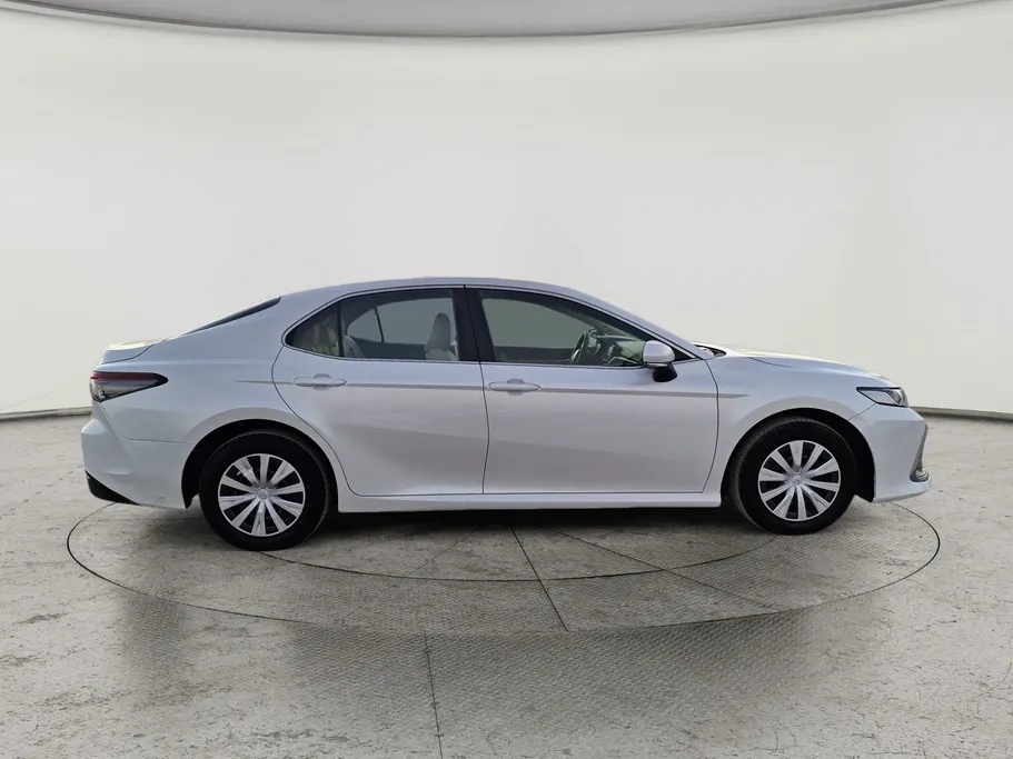 2024 Toyota Camry  LE HEV