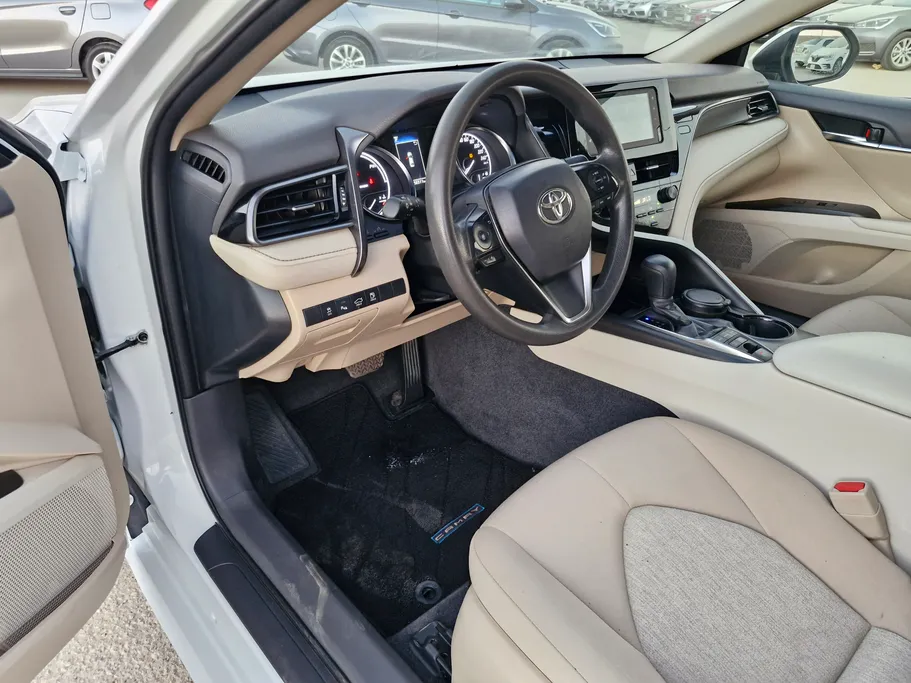 2024 Toyota Camry  LE HEV