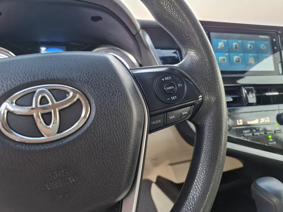 2024 Toyota Camry  LE HEV