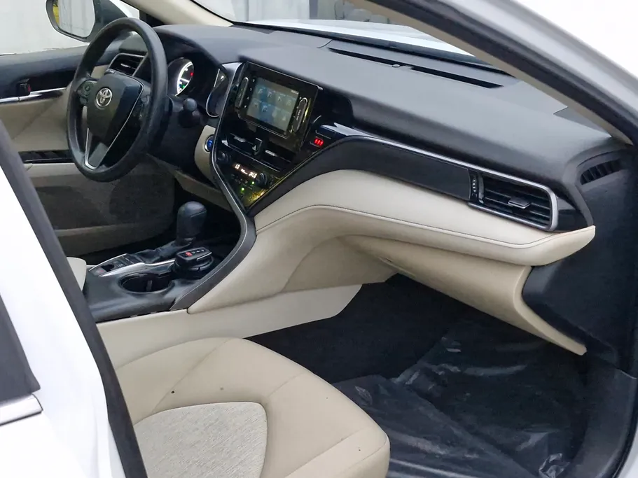 2024 Toyota Camry  LE HEV 