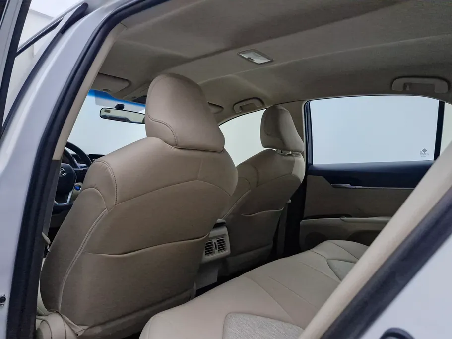 2024 Toyota Camry  LE HEV 