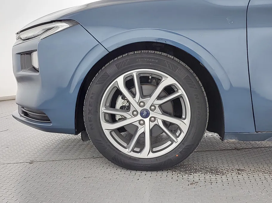 2023 Ford Taurus Trend 