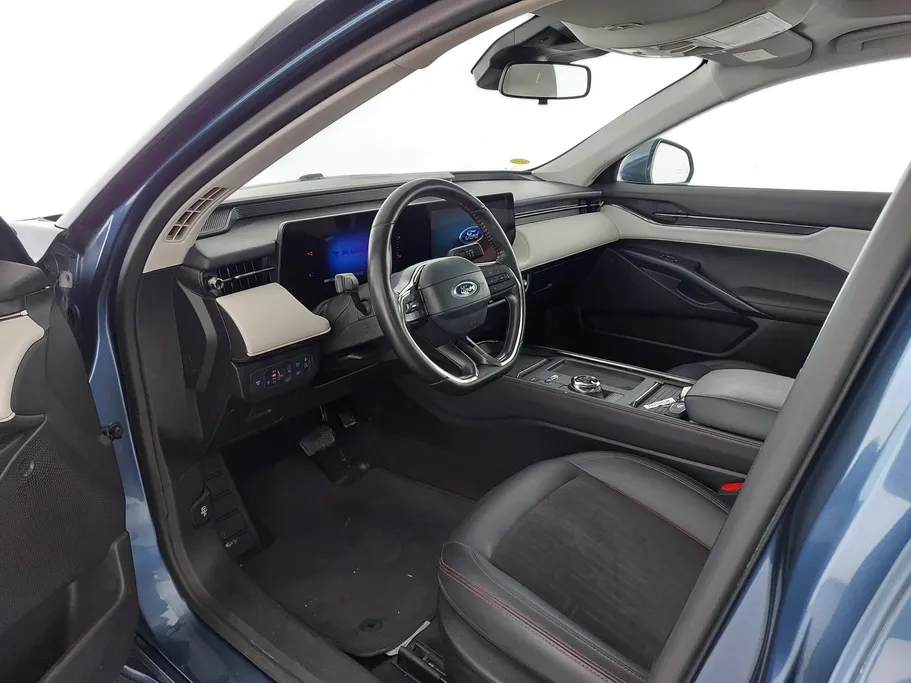 2023 Ford Taurus Trend 