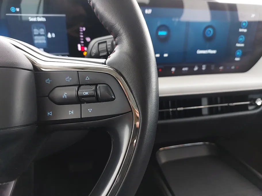 2023 Ford Taurus Trend 