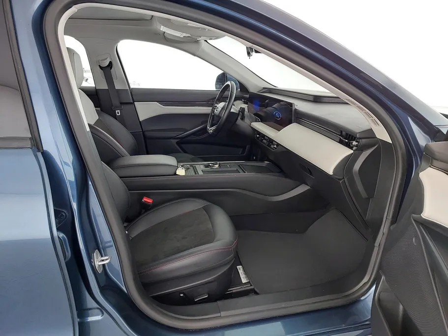 2023 Ford Taurus Trend 