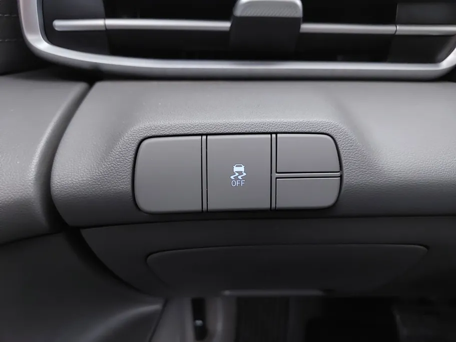 2022 Hyundai Elantra Smart 