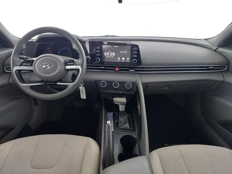 2022 Hyundai Elantra Smart 