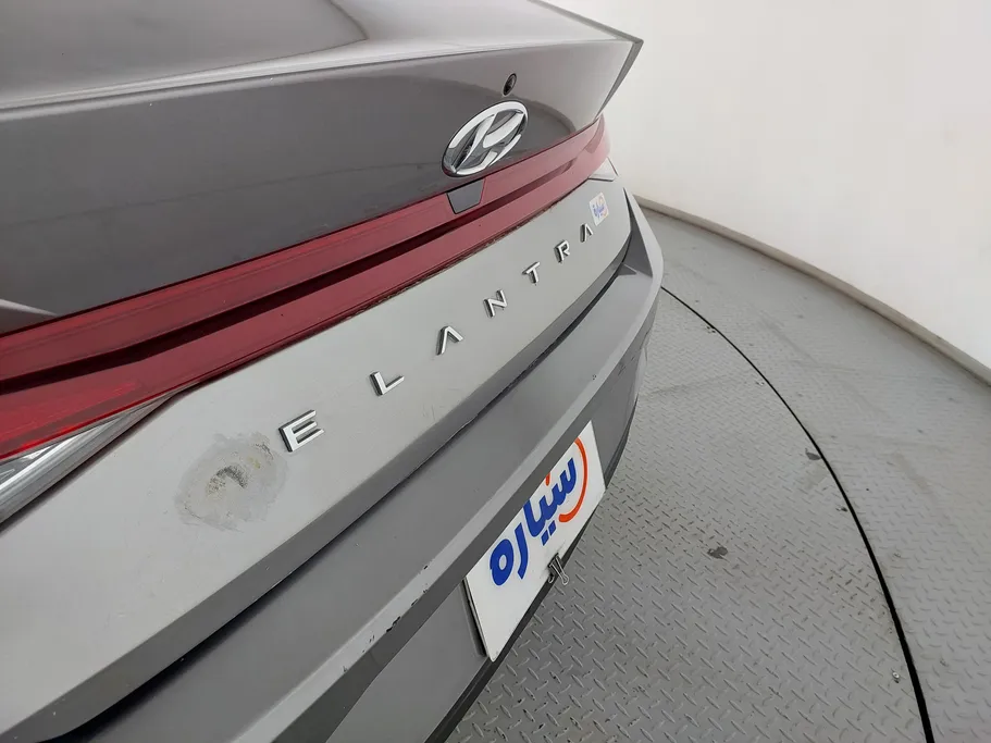 2022 Hyundai Elantra Smart 