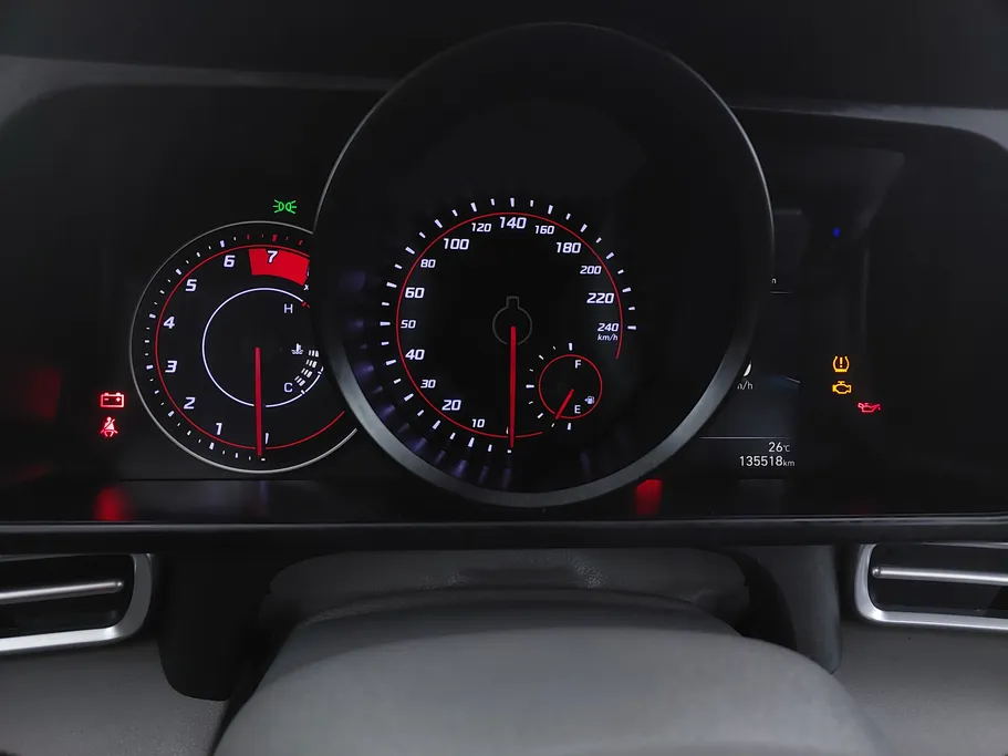 2022 Hyundai Elantra Smart 