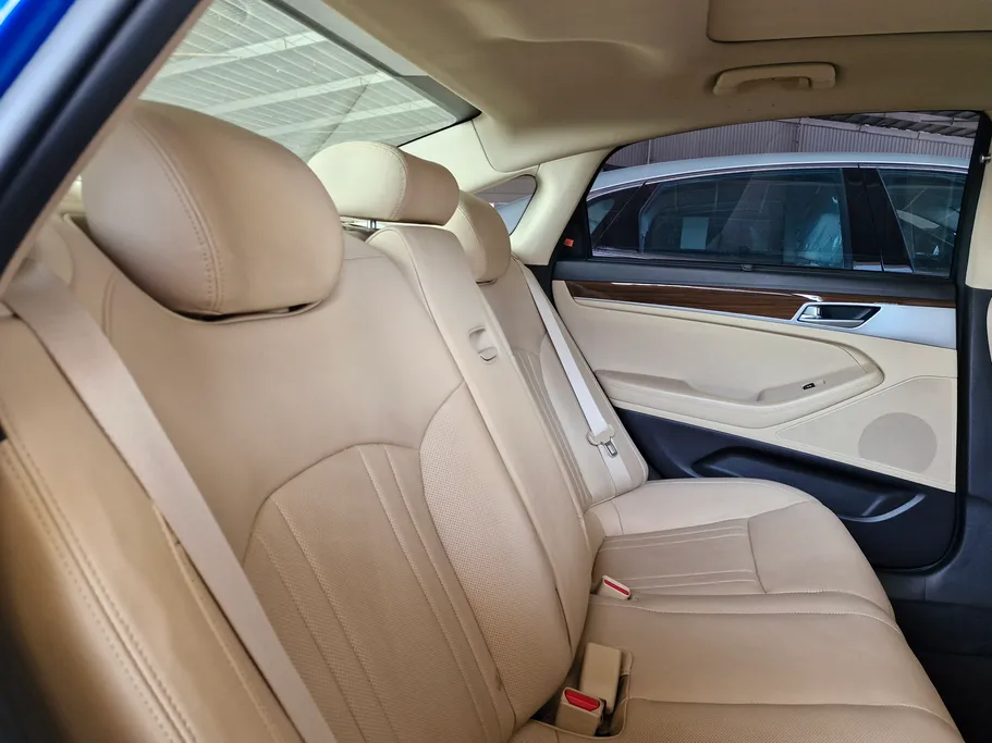 2020 Genesis G80 Premium 