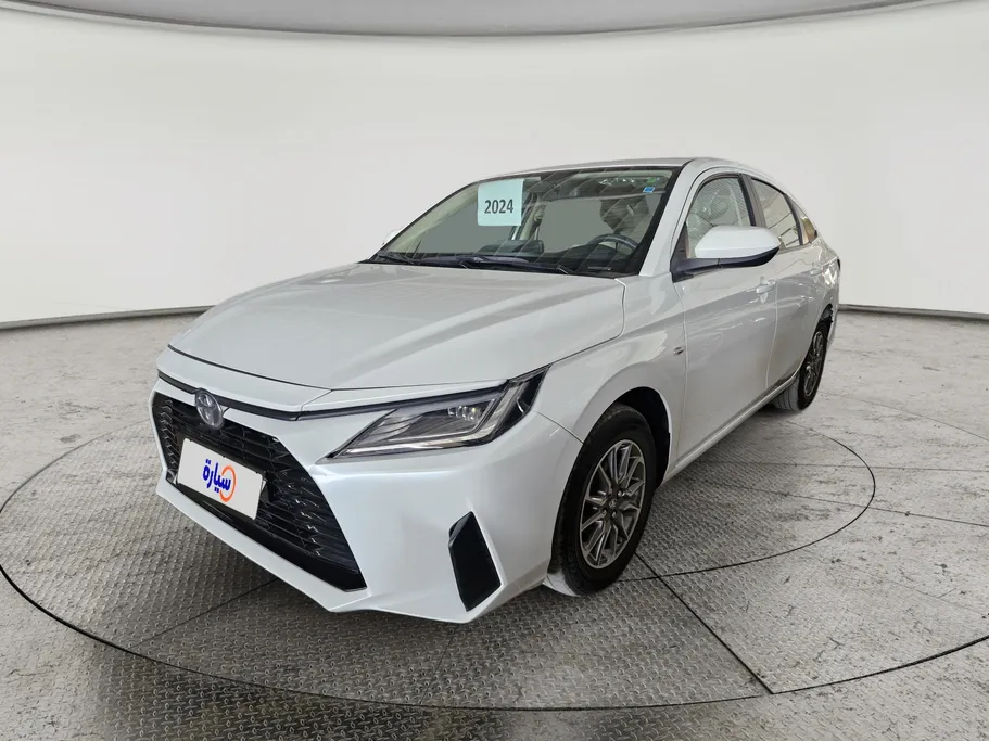 2024 Toyota Yaris  Y 
