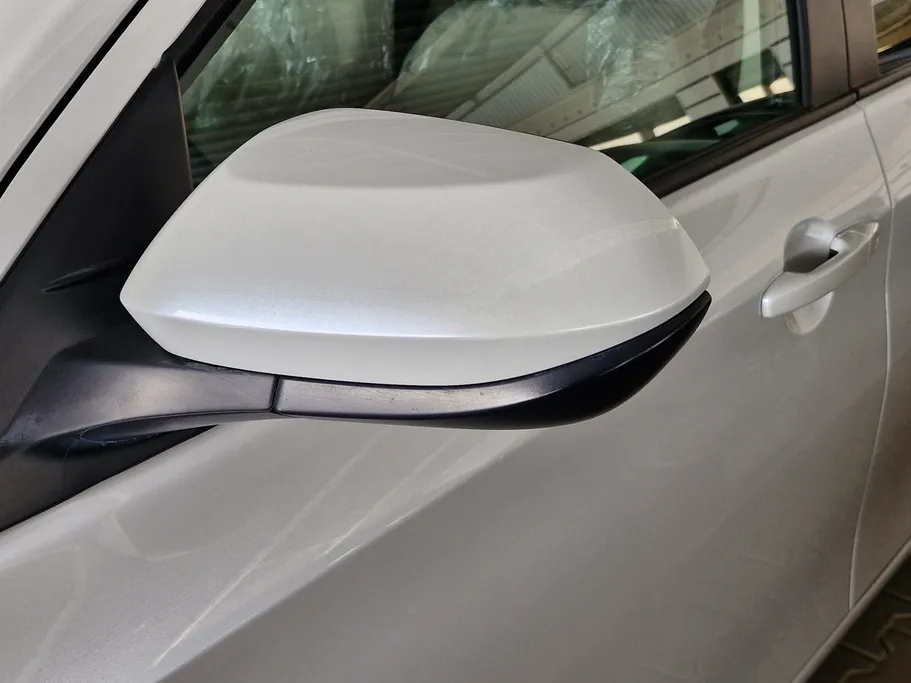 2024 Toyota Yaris  Y 