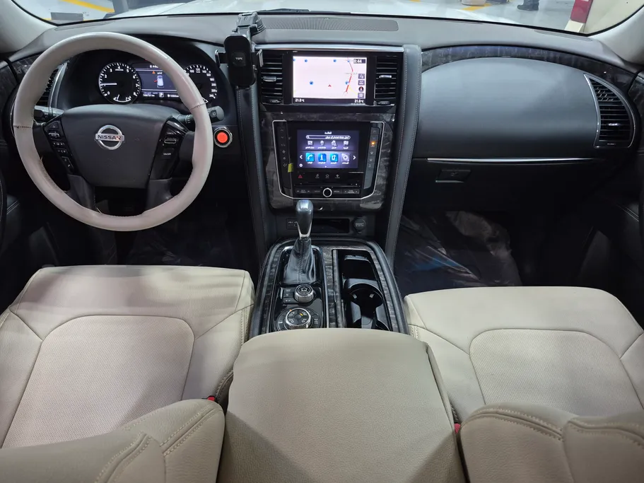 2020 Nissan Patrol SE 