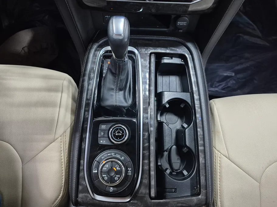 2020 Nissan Patrol SE 