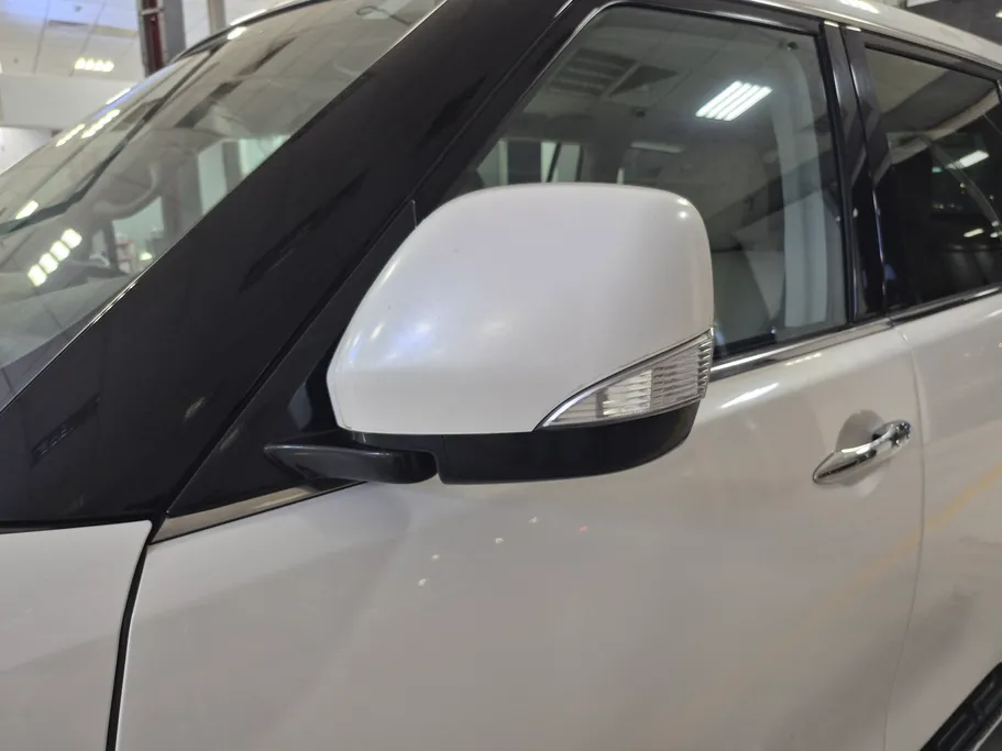 2020 Nissan Patrol SE 