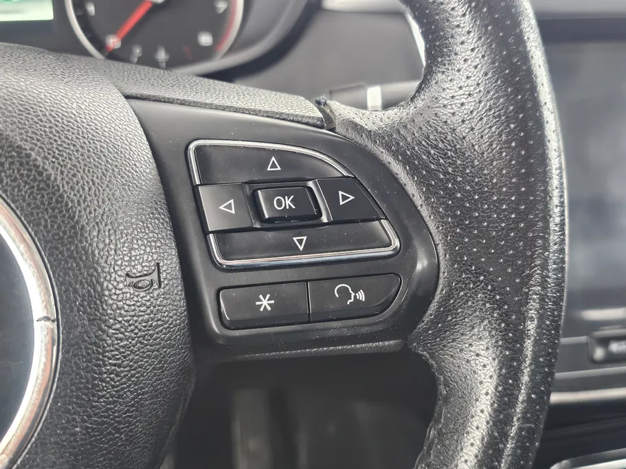 2022 MG 5 LUX 