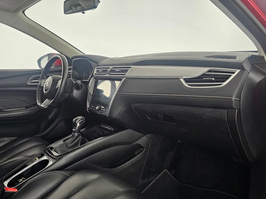 2022 MG 5 LUX 