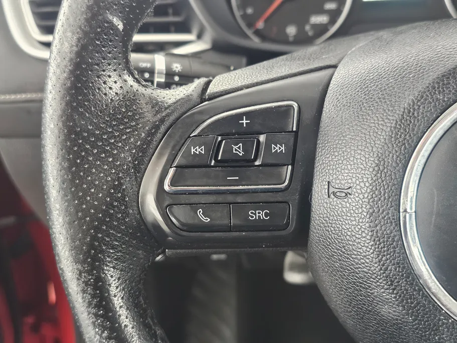 2022 MG 5 LUX 
