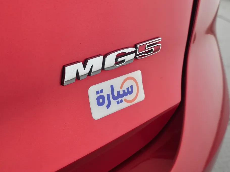 2022 MG 5 LUX 