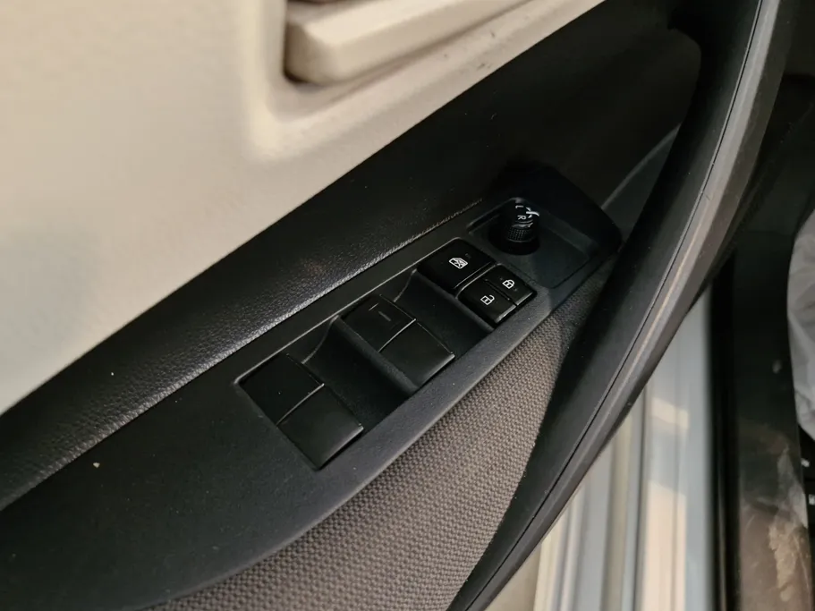 تويوتا كورولا XLI 2023 