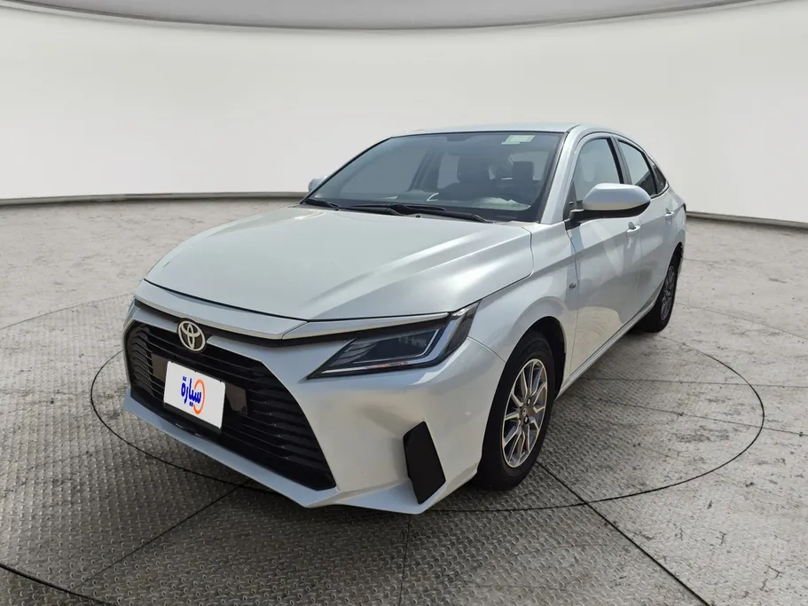 2024 Toyota Yaris  Y 