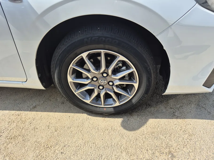 2024 Toyota Yaris  Y 
