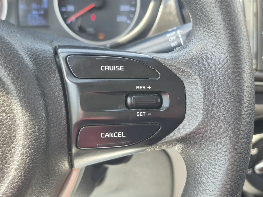 2024 Kia Pegas GL 