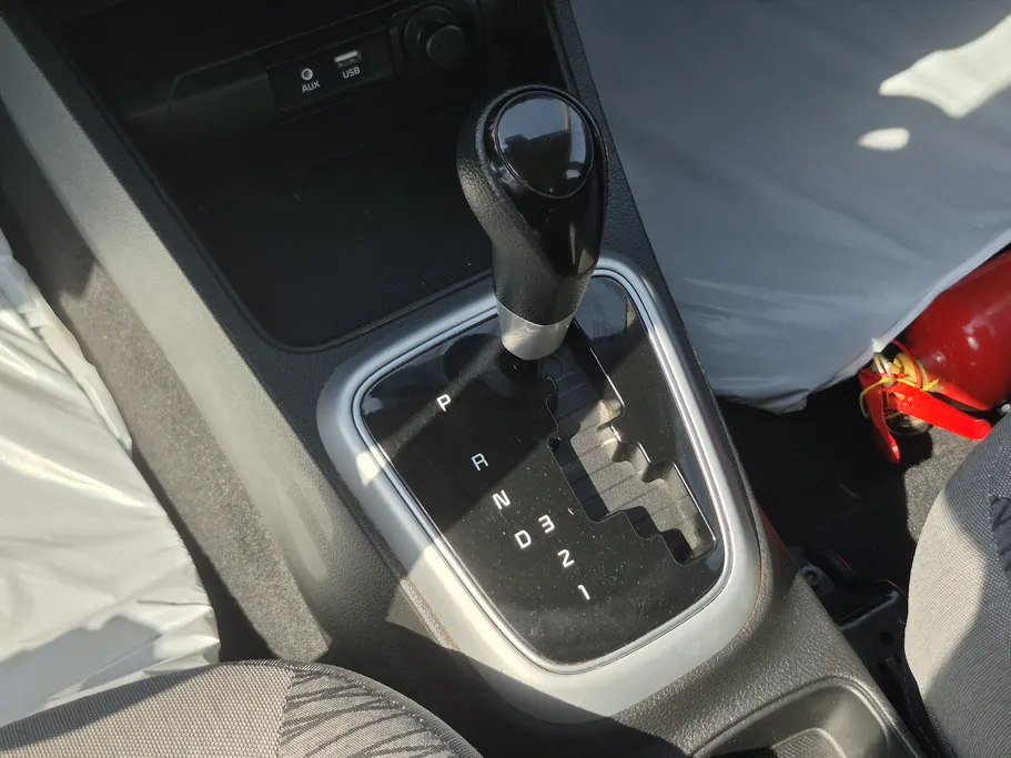 2024 Kia Pegas GL 