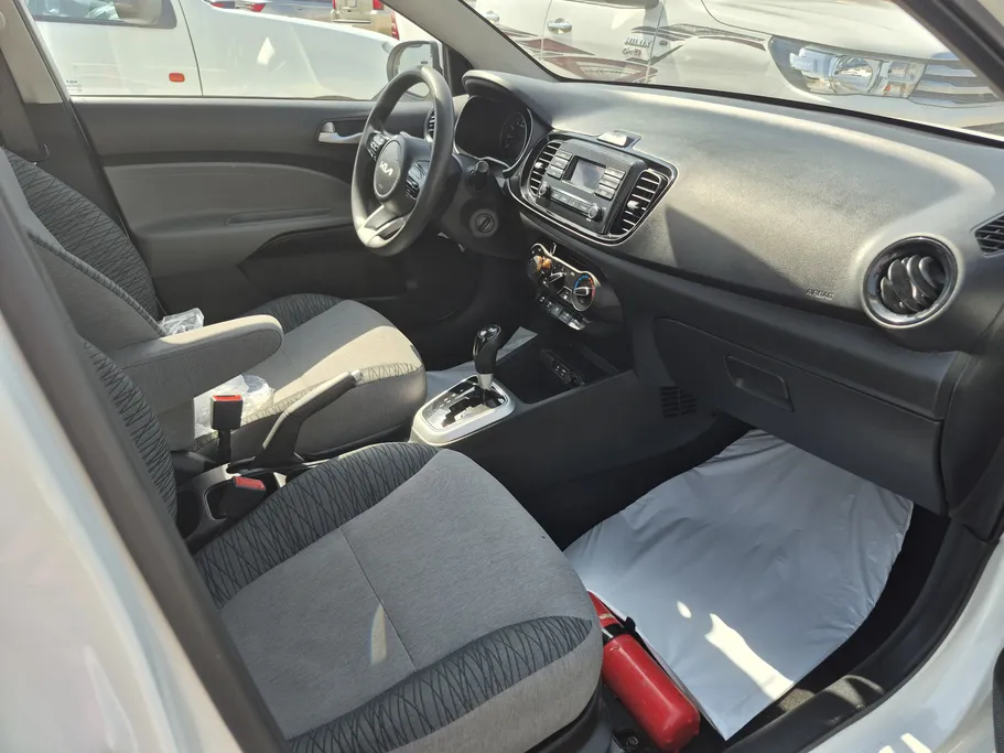 2024 Kia Pegas GL 